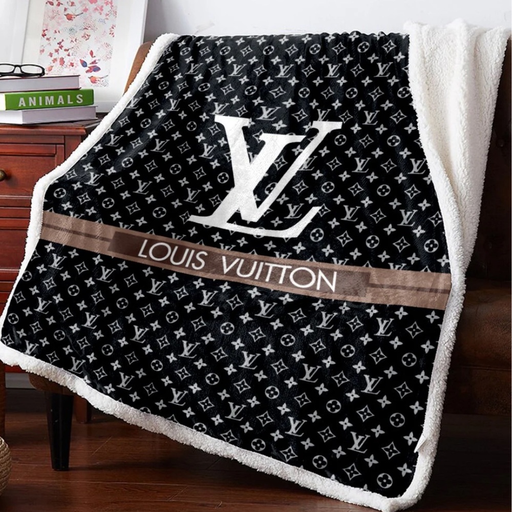 Louis Vuitton Cozy, Silky Sherpa Blanket